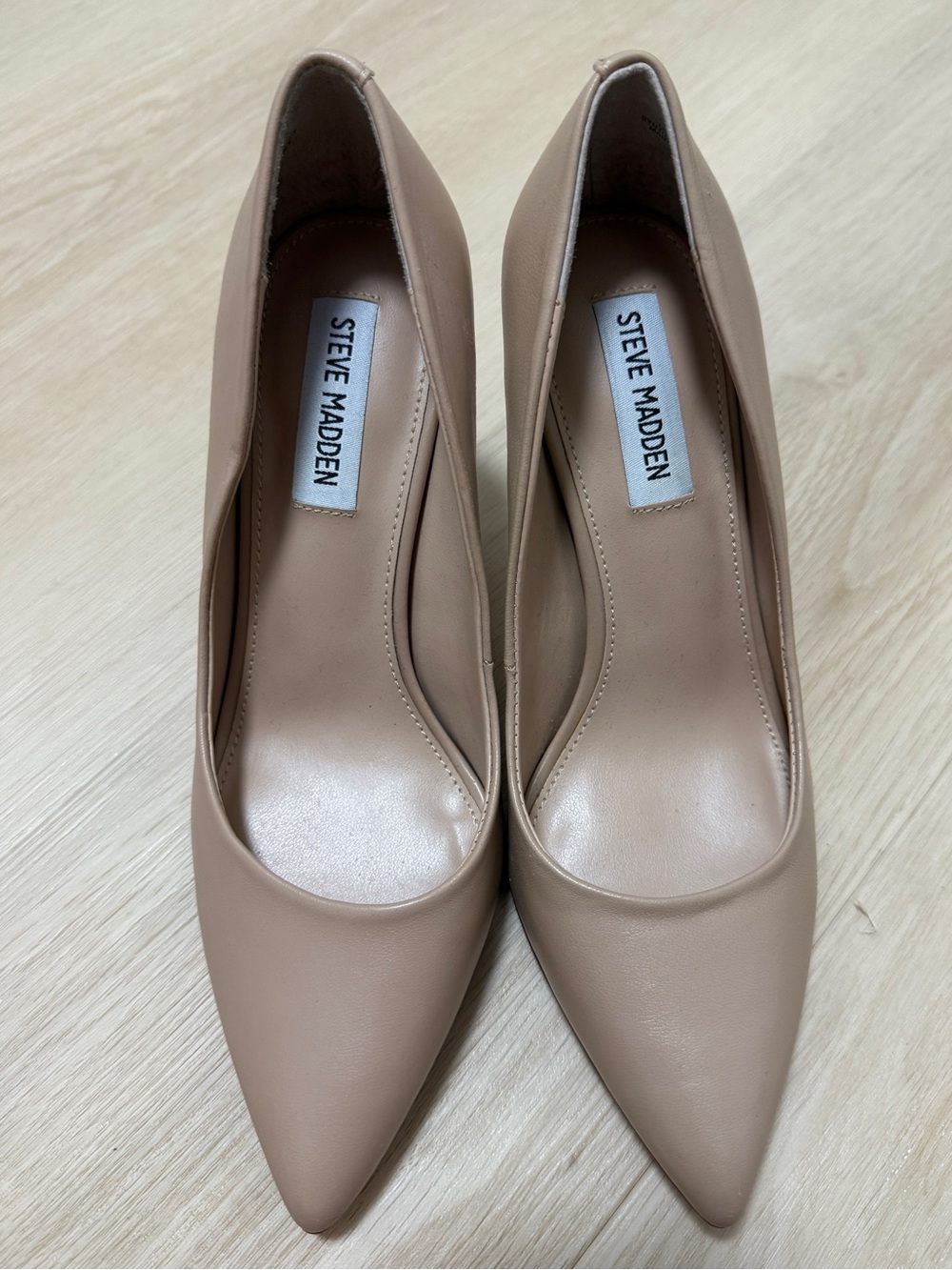 Steven Madden Heels - size 37 - nude - excellent condition
